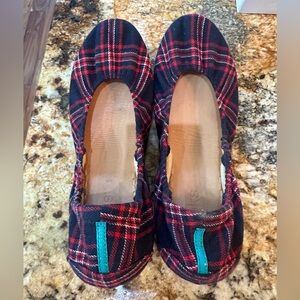 Tieks Size 9 Heritage Plaid Ballet Flats Womens
Navy Blue Red White Fabric